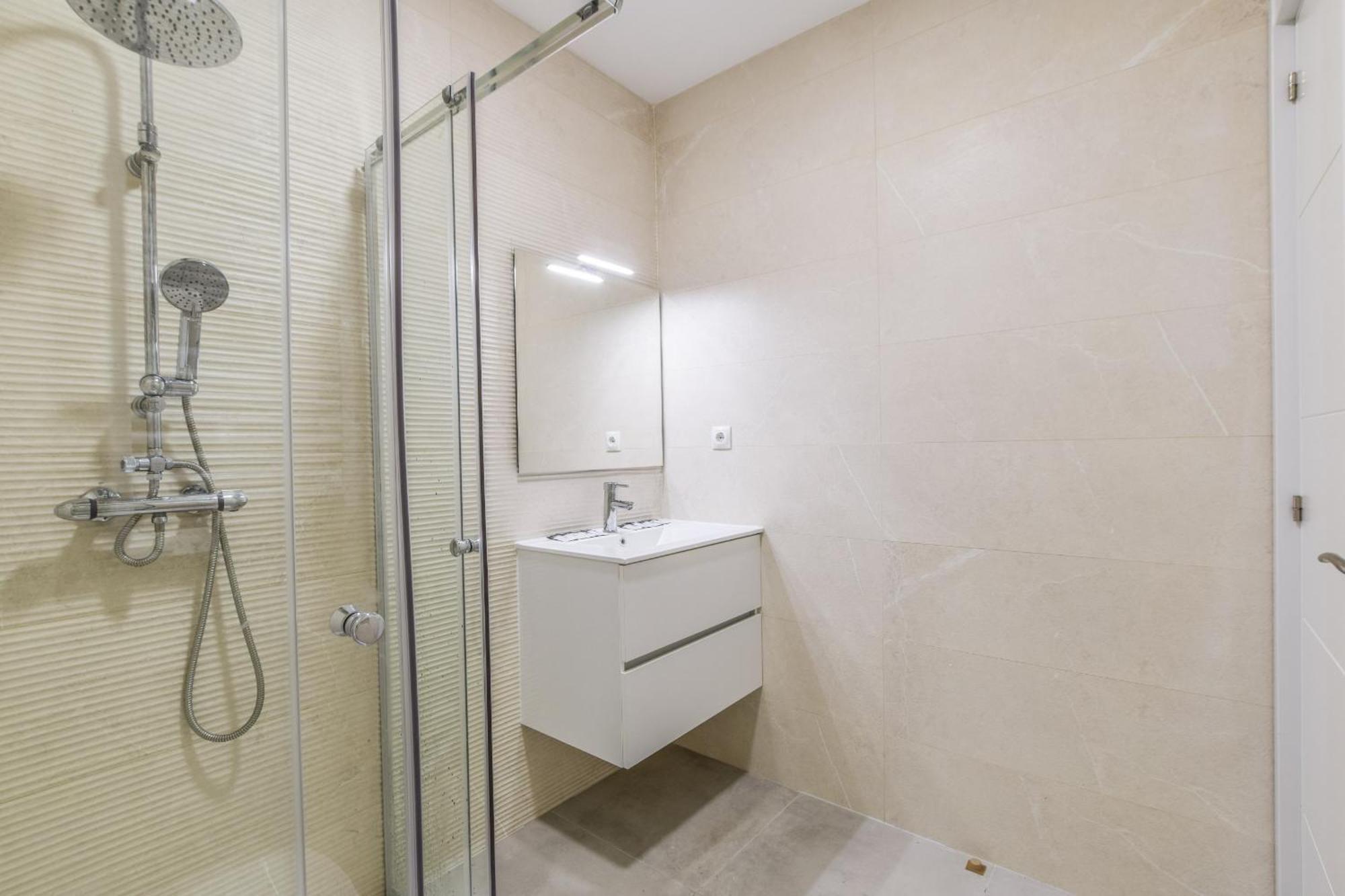 Apartamentos En La Avda De La Albufera Alquiler Temporal Madrid Exterior foto