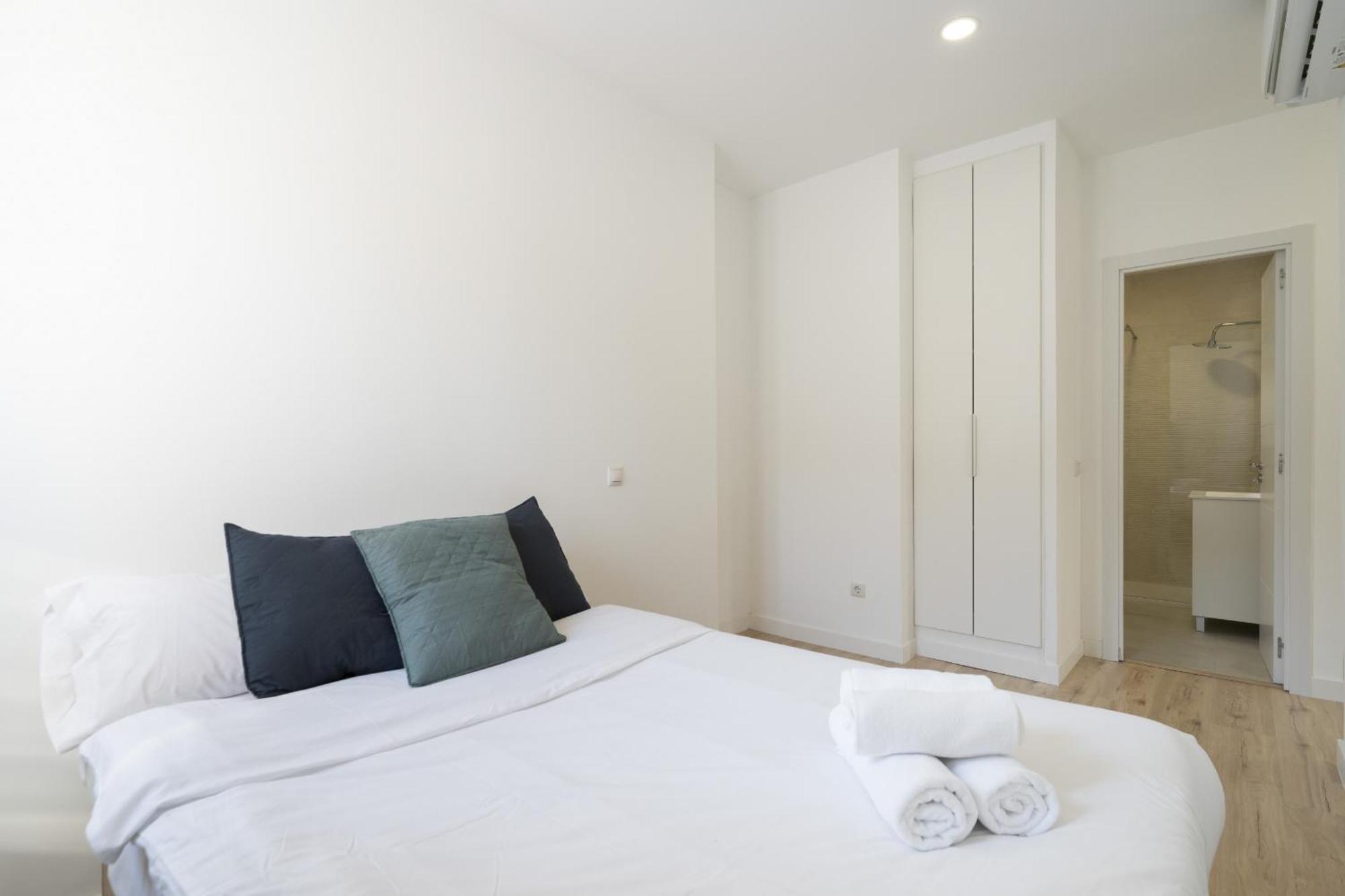 Apartamentos En La Avda De La Albufera Alquiler Temporal Madrid Exterior foto